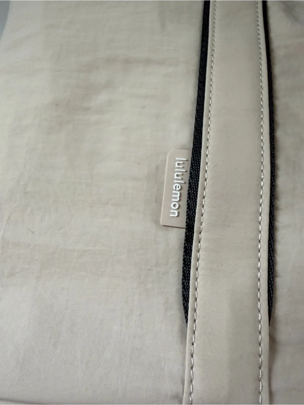 New Lululemon Daily Multi-Pocket Tote Bag 20L